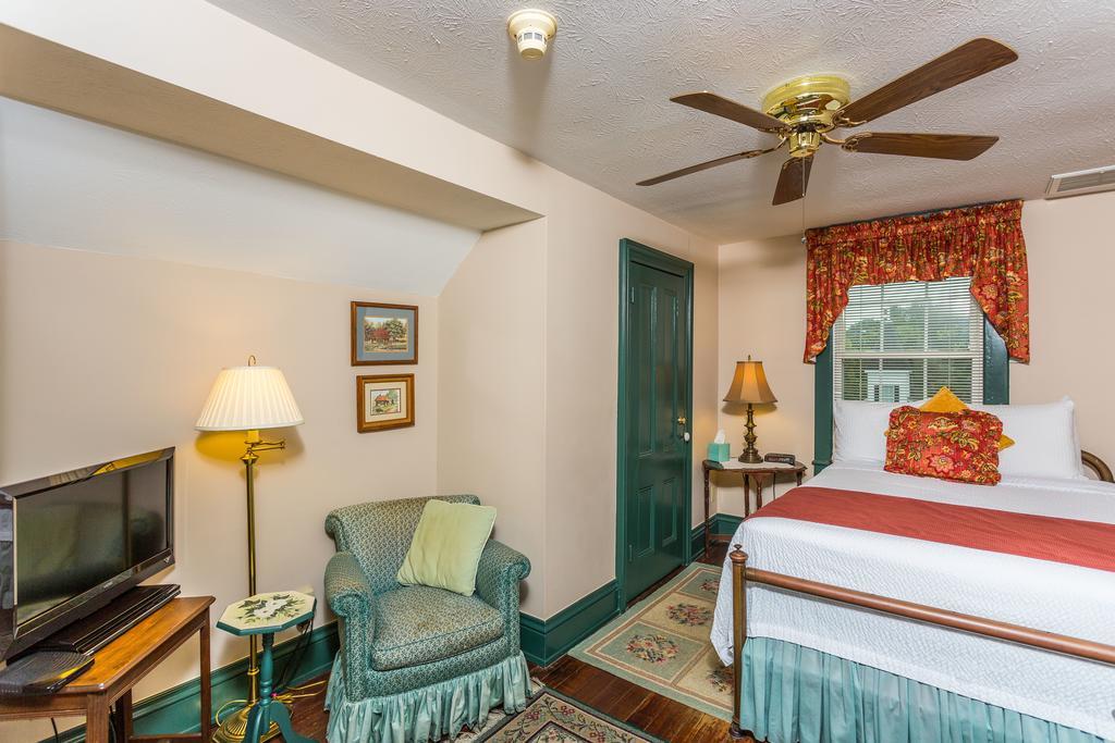Spencer House Inn Saint Marys Oda fotoğraf